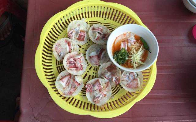 Ăn vặt Bánh Căn Mực