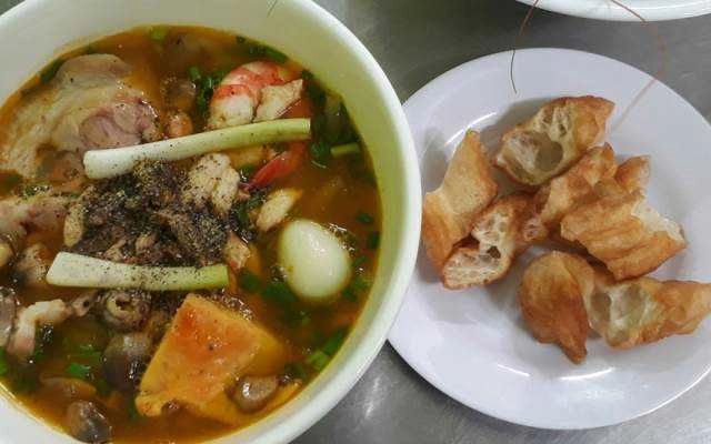 Ăn vặt Bánh Canh Cua Hẻm 284 Lê Văn Sỹ