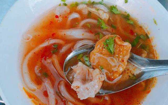 Ăn vặt Bánh Canh Da Heo - Nguyễn Thị Định