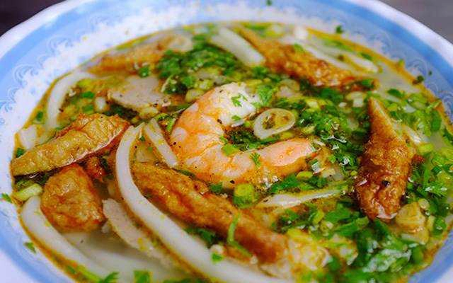 Ăn vặt Bánh Canh Xắt Tôm Thịt