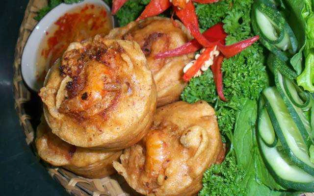 Ăn vặt Bánh Cống Chợ Đêm - Hai Bà Trưng