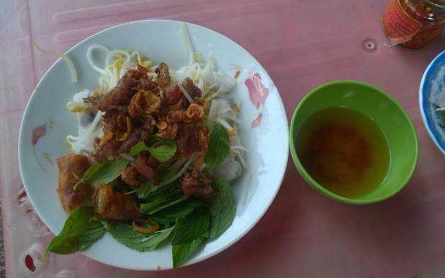 Ăn vặt Bánh Cuốn & Bún Thịt Nướng