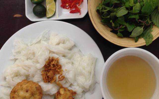 Ăn vặt Bánh Cuốn Hùng Râu Tiền Hải