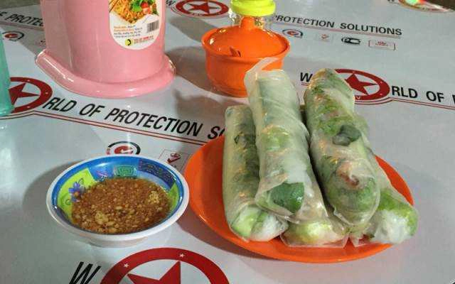 Ăn vặt Bánh Cuốn Nem Nướng Phú Yên