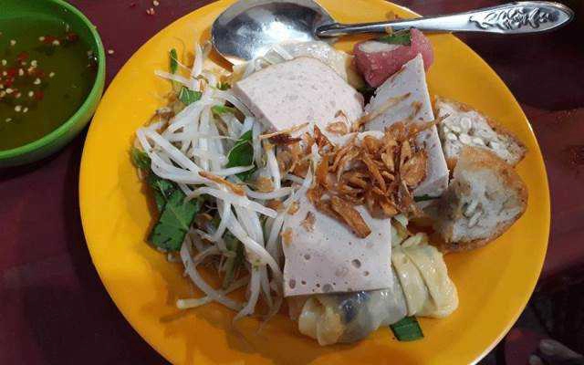 Ăn vặt Bánh Cuốn Nóng - Thống Nhất