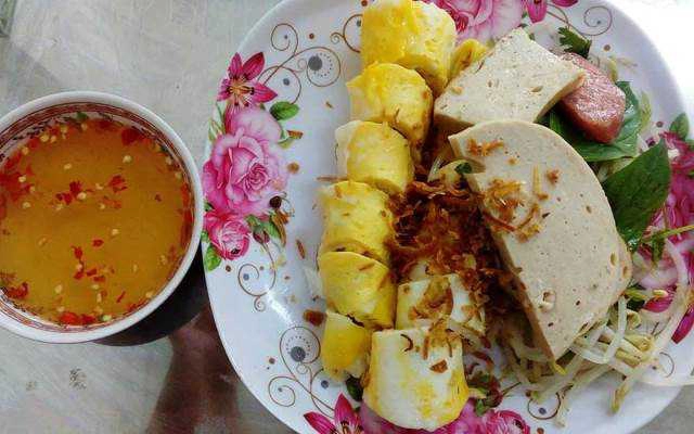 Ăn vặt Bánh Cuốn Trứng - Phạm Văn Hai