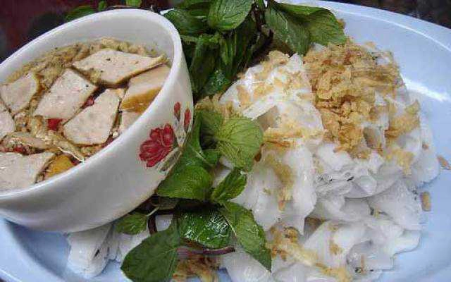 Ăn vặt Bánh Cuốn Vỉa Hè - Ngô Tất Tố