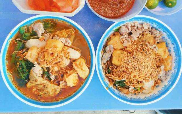 Ăn vặt Bánh Đa Cua - Dốc Tam Đa
