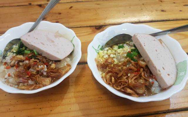 Ăn vặt Bánh Đúc Nóng - Hoàng Ngân