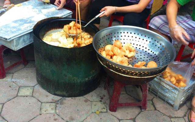 Ăn vặt Bánh Đùi Gà & Bánh Bao Chiên