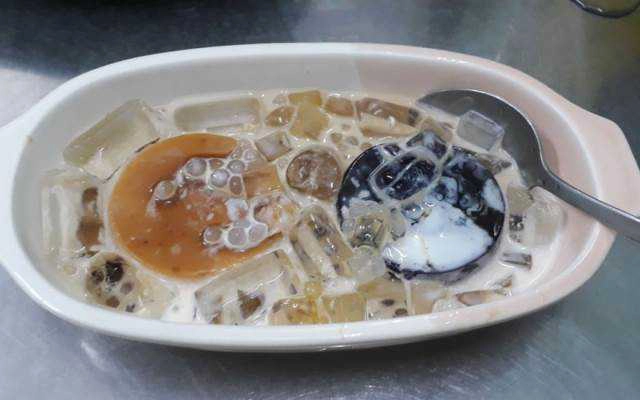 Ăn vặt Bánh Flan Sóc Con