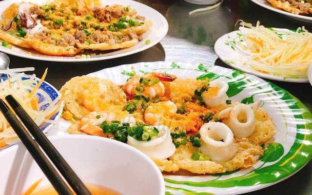 Ăn vặt Bánh Khọt Cô Chi - Hố Nai