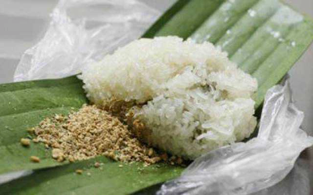 Ăn vặt Bánh Khúc Cô Lan - Thụy Khuê