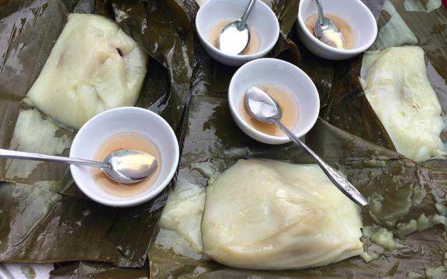 Ăn vặt Bánh Lá Bà Cúc