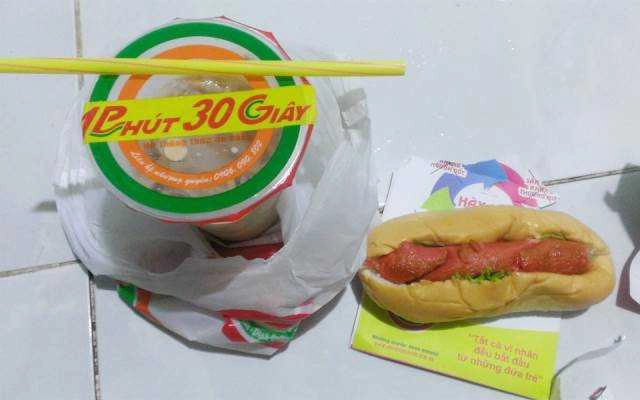 Ăn vặt Bánh Mì 1 Phút 30 Giây - Minh Phụng