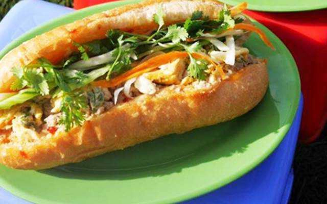 Ăn vặt Bánh Mì - 289 Nguyễn Thái Học