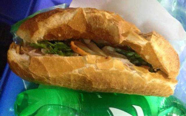 Ăn vặt Bánh Mì - 34 Xuân Thủy