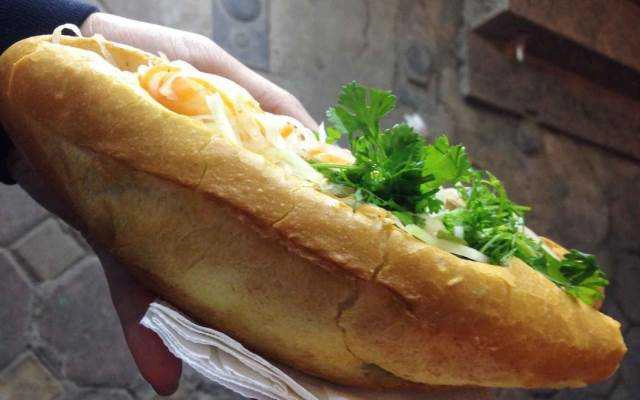 Ăn vặt Bánh Mì Anh Vũ - Bồ Đề