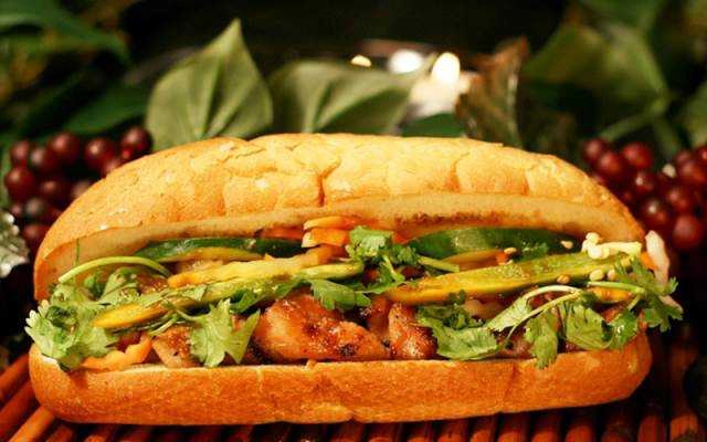 Ăn vặt Bánh Mì Bác Bích