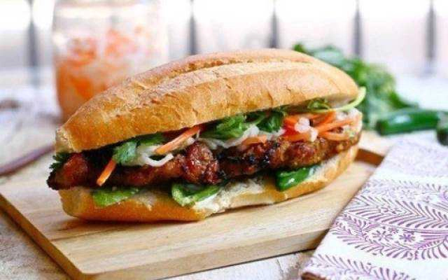 Ăn vặt Bánh Mì Bình Dân