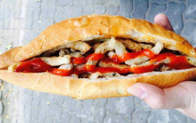 Ăn vặt Bánh Mì Chả Cá 297