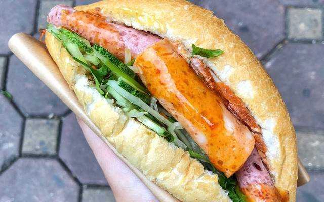 Ăn vặt Bánh Mì Cô Kỳ