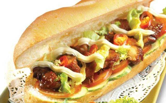 Ăn vặt Bánh Mì Đỏ - Vạn Kiếp