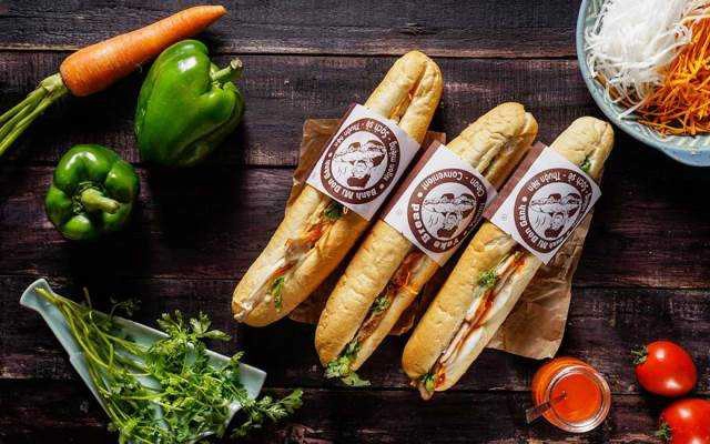 Ăn vặt Bánh Mì Đòn Gánh - Chiến Thắng