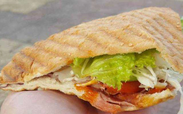 Ăn vặt Bánh Mì Doner Kebab - Chung Cư Nguyễn Thiện Thuật