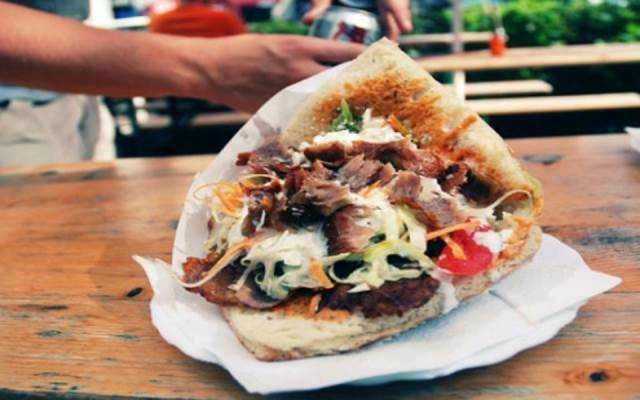 Ăn vặt Bánh Mì Doner Kebab