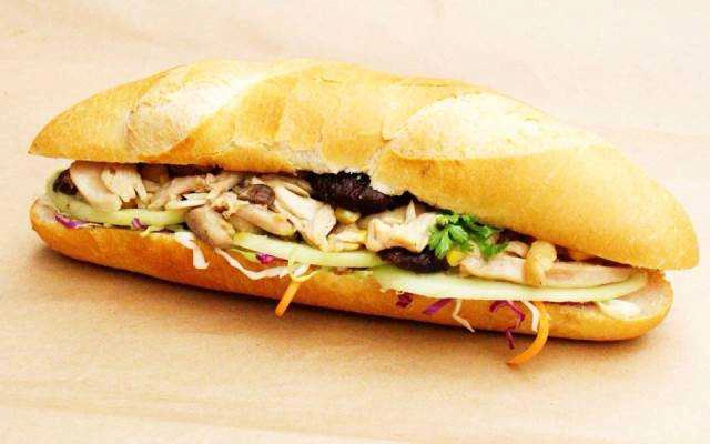 Ăn vặt Bánh Mì Gà Rán