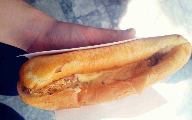 Ăn vặt Bánh Mì - Hàng Gai