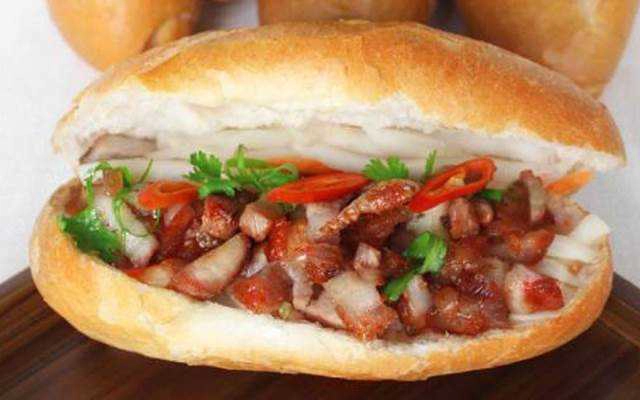 Ăn vặt Bánh Mì Lan