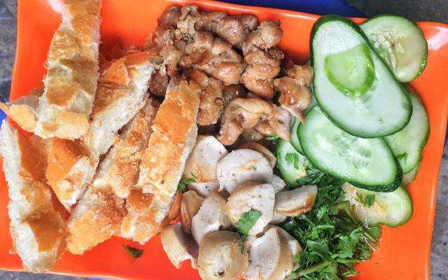 Ăn vặt Bánh Mì Lạng Sơn - Hồ Tùng Mậu