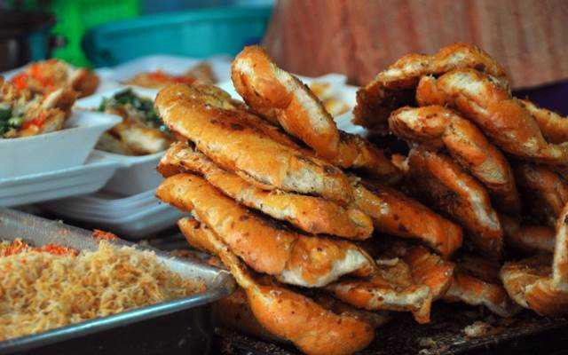 Ăn vặt Bánh Mì Muối Ớt - Hoàng Văn Thụ