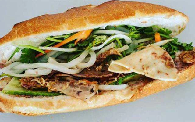 Ăn vặt Bánh Mì Ngon
