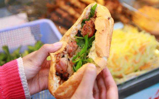 Ăn vặt Bánh Mì Nướng Lạng Sơn