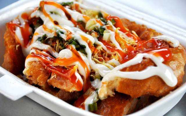 Ăn vặt Bánh Mì Nướng Muối Ớt 10K