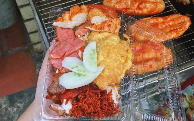 Ăn vặt Bánh Mì Nướng Muối Ớt - Ngõ Quan Thổ 1