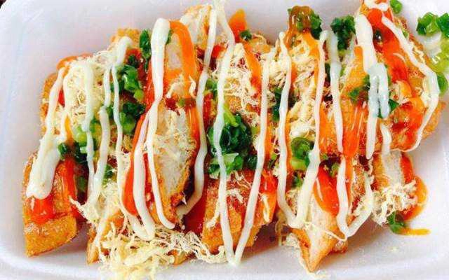 Ăn vặt Bánh Mì Nướng Muối Ớt - Nguyễn Huệ