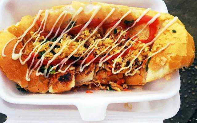 Ăn vặt Bánh Mì Nướng Muối Ớt Phô Mai