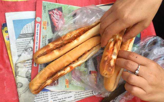 Ăn vặt Bánh Mì Que - Bùi Ngọc Dương