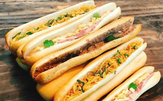 Ăn vặt Bánh Mì Que Đà Nẵng - Tạ Quang Bửu