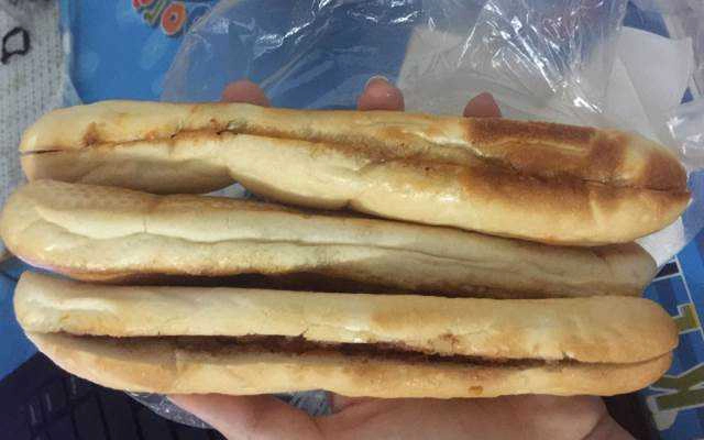 Ăn vặt Bánh Mì Que - Trần Đình Xu