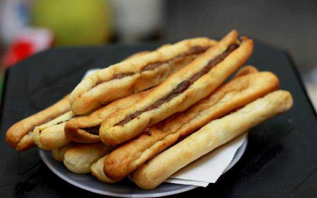 Ăn vặt Bánh Mì Que Tứ Hải - Nguyễn Trãi