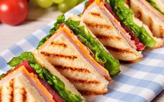 Ăn vặt Bánh Mì Sandwich