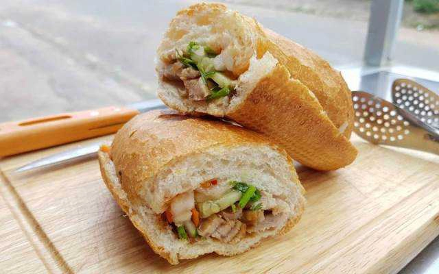 Ăn vặt Bánh Mì Song Ngân