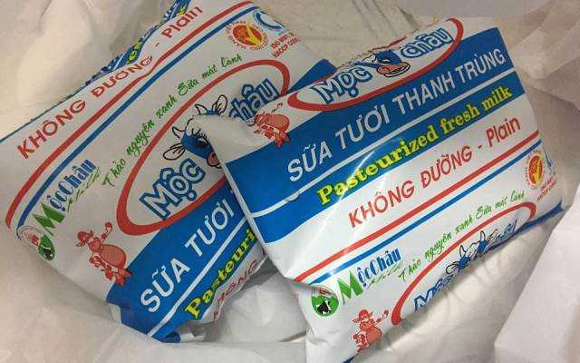 Ăn vặt Bánh Mì, Sữa Tươi Mộc Châu & Trà Thái