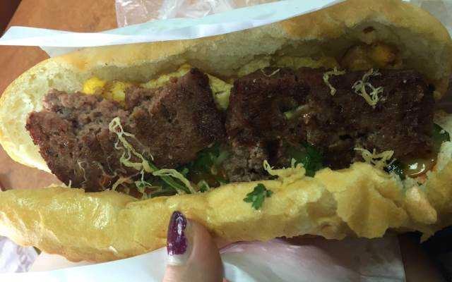 Ăn vặt Bánh Mì Trường THCS Nam Trung Yên