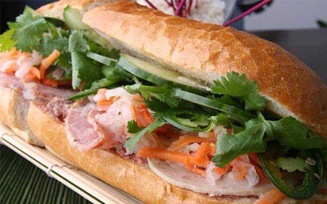 Ăn vặt Bánh Mì Tư Ấu